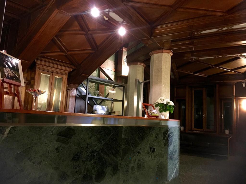 Dimora Del Barone Hotel Romagnano Sesia Екстериор снимка